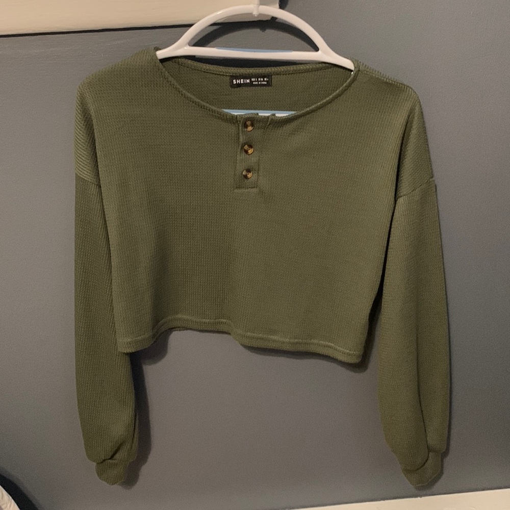 LONG SLEEVE CROP TOP